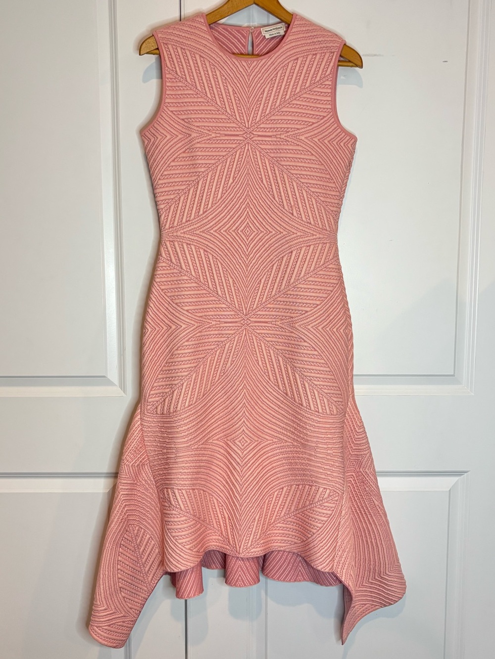 Alexander McQueen Pink Wool Blend Brocade Knit Sleeveless Midi Flare Dress L